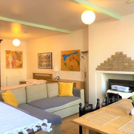 Studio Flat Without Kitchen At Kentish Town London Exterior foto